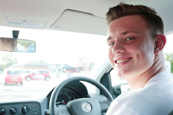Driving lessons in brighton Driving lessons in brighton